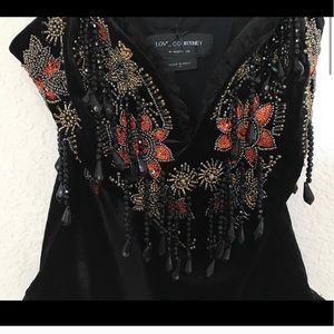 SOS 🆘 I NEED to find this bodysuit please help me